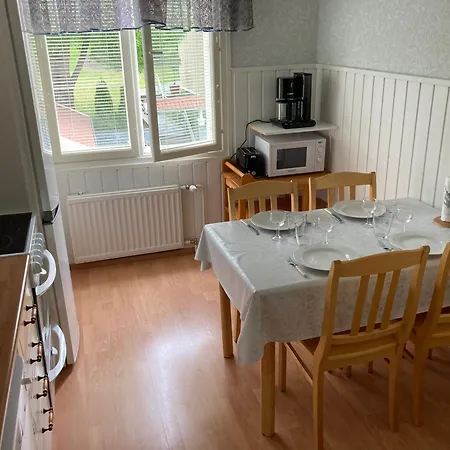 Casino Islands Upstairs Apartment